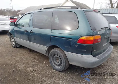 1998 Toyota Sienna Le z USA, uszkodzony, nr VIN 4T3ZF13CXWU058705